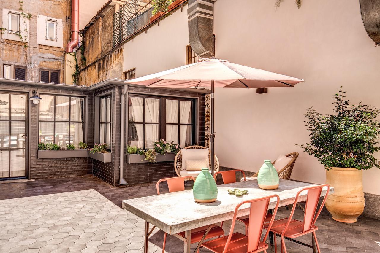 Decharme Apartment With Terrace In Monti روما المظهر الخارجي الصورة